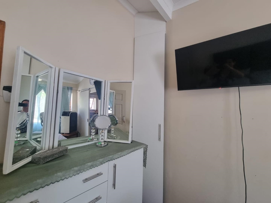 3 Bedroom Property for Sale in Fraaiuitsig Western Cape